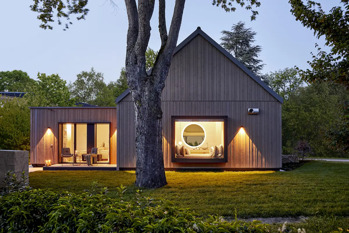 85857484523338910832